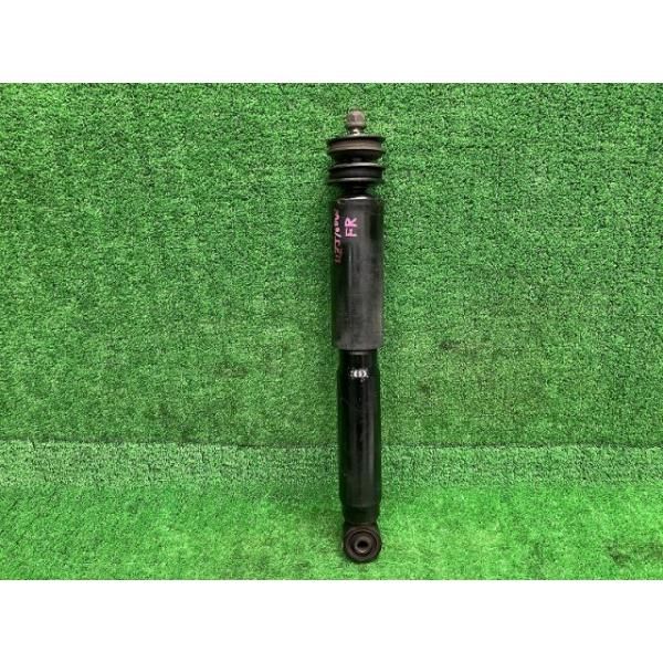 ランドクルーザー UZJ100W 右フロントショックアブソーバー VXリミテッド 4WD 48511-60490 48511-69467