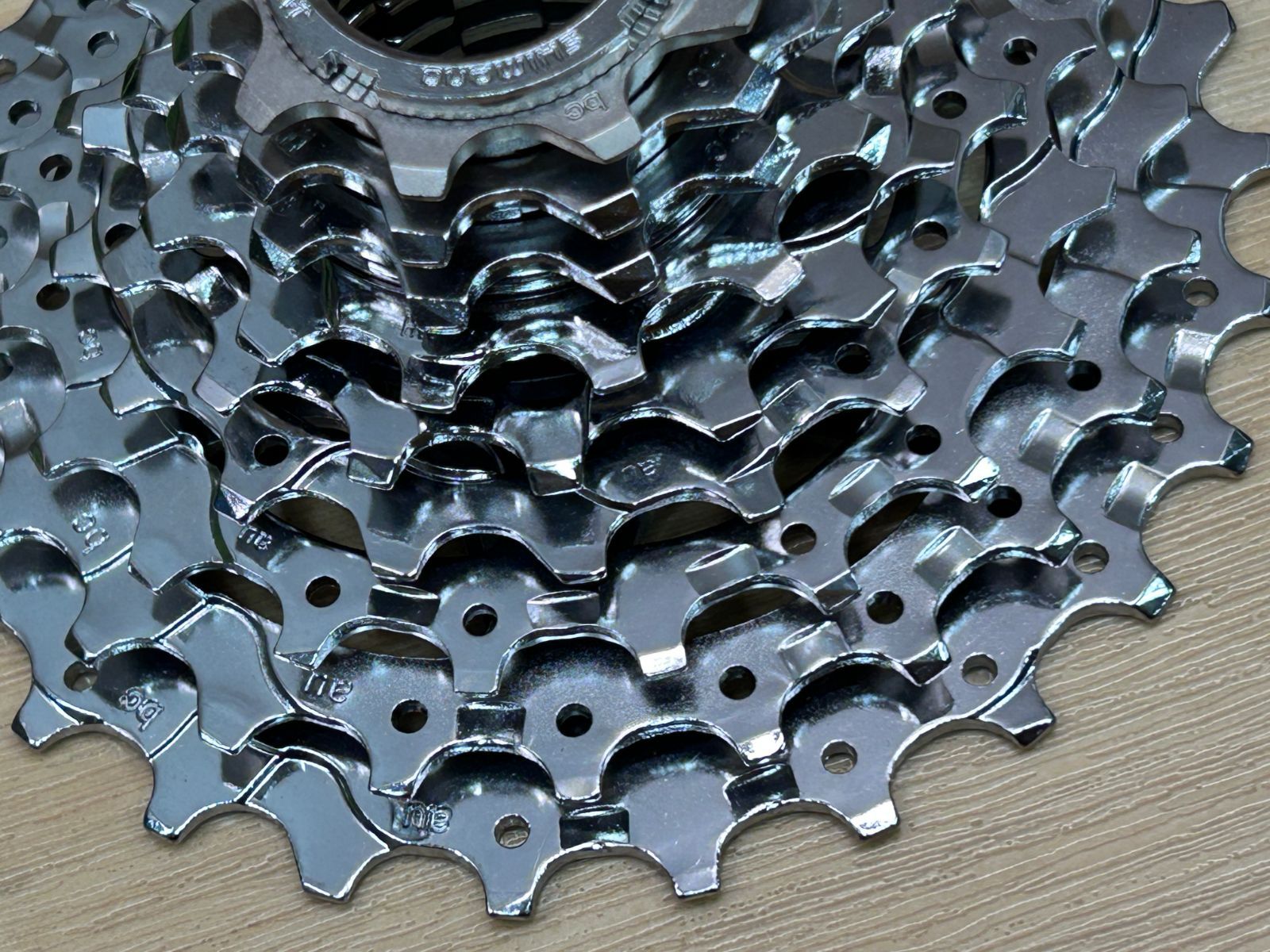 242g シマノ