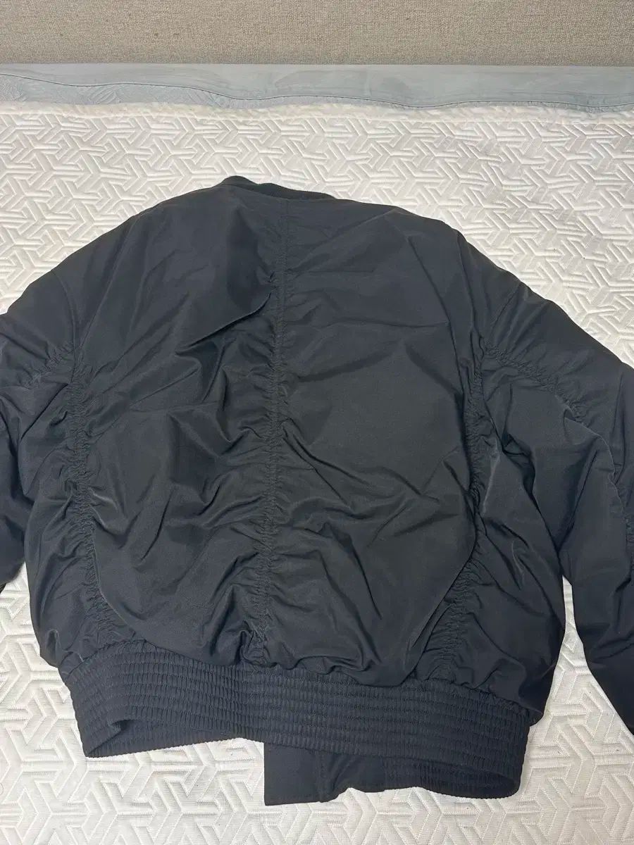 XTONZ XJ106 クイーン トン プリーツ シャーリング MA-1 ジャケット Mサイズ