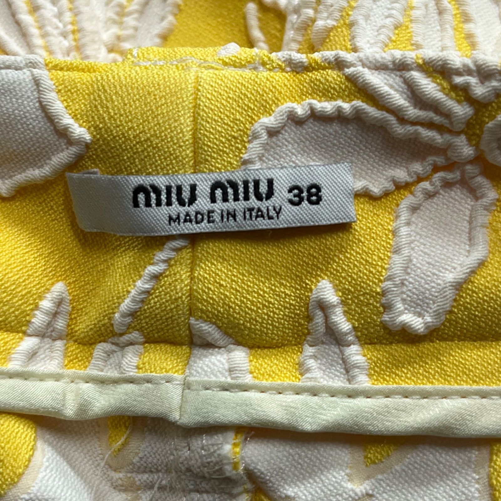 美品 ミュウミュウ miu miu 花柄ジャガード ショートパンツ イエロー