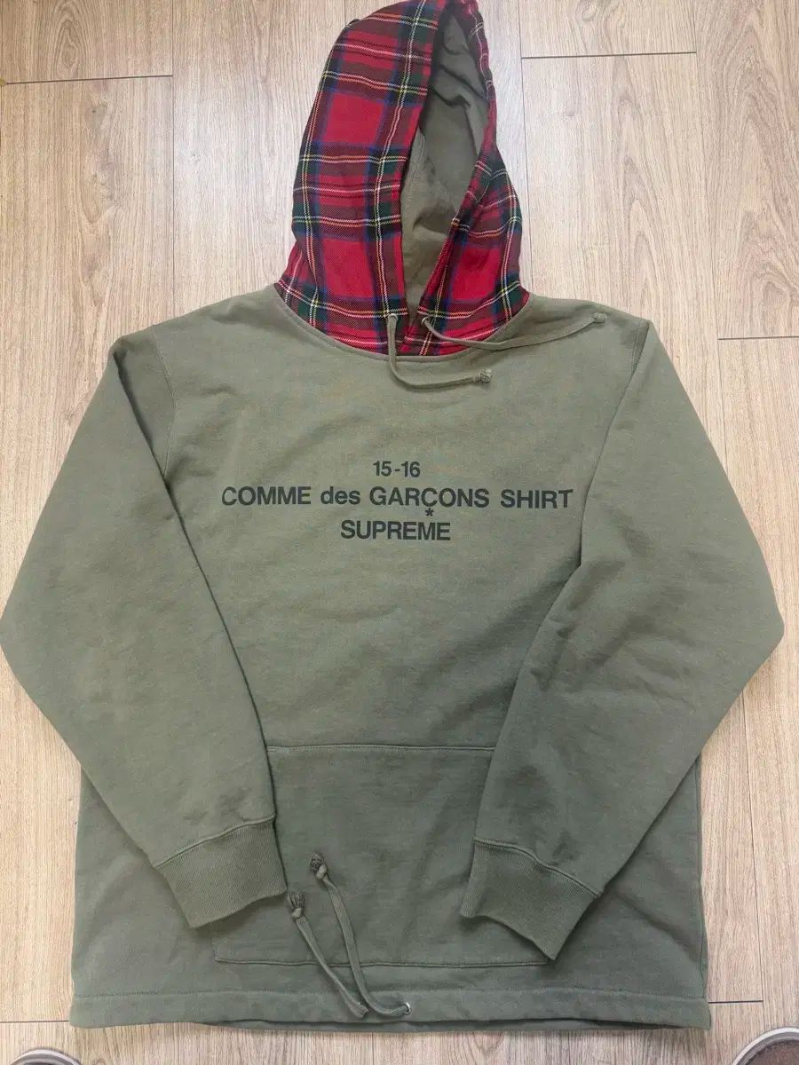 【雷市場（ポンジャン）商品韓国直送】 Supreme(シュプリーム) x COMME des GARCONS(コム・デ・ギャルソン) フード オリーブ L