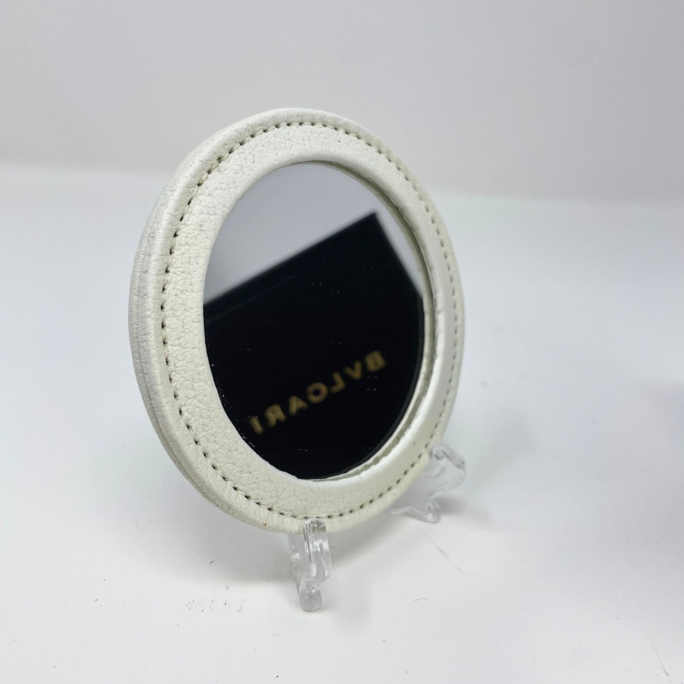 BVLGARIハンドミラー ブルガリ BVLGARI レザー コンパクトミラー 手鏡 ケース付き - メルカリ