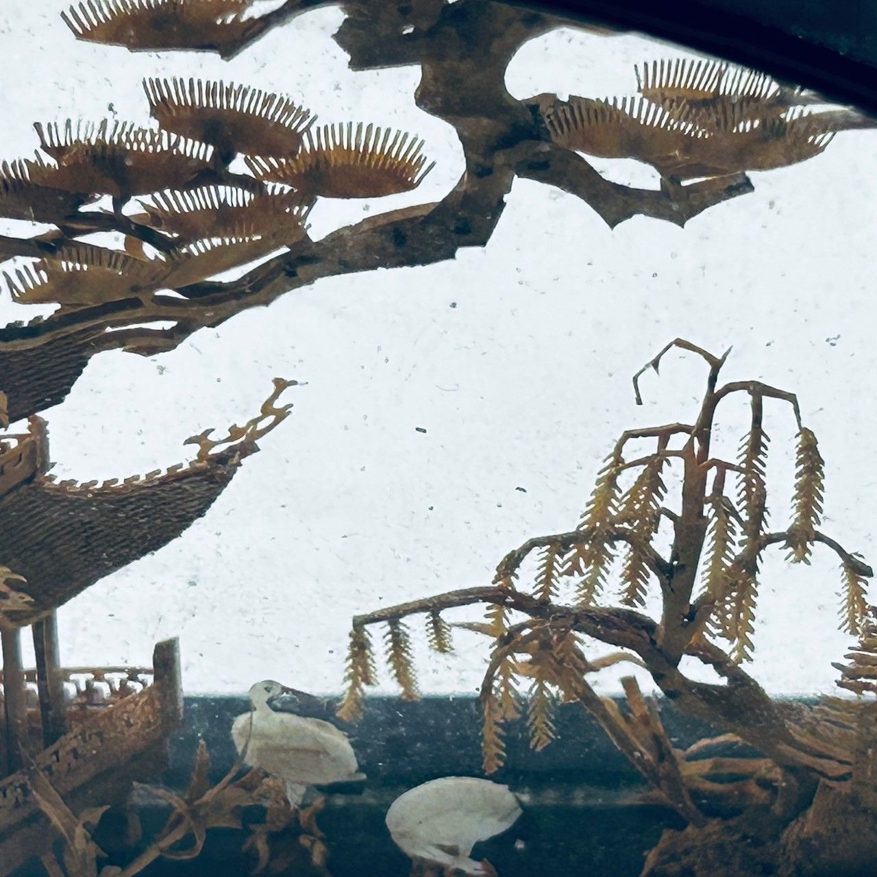 中国美術品 コルク細工 中国工芸品 コルク彫刻 ガラスケース・ブランデーグラス 中国美術品 コルク細工 中国工芸品 コルク彫刻 ガラスケース