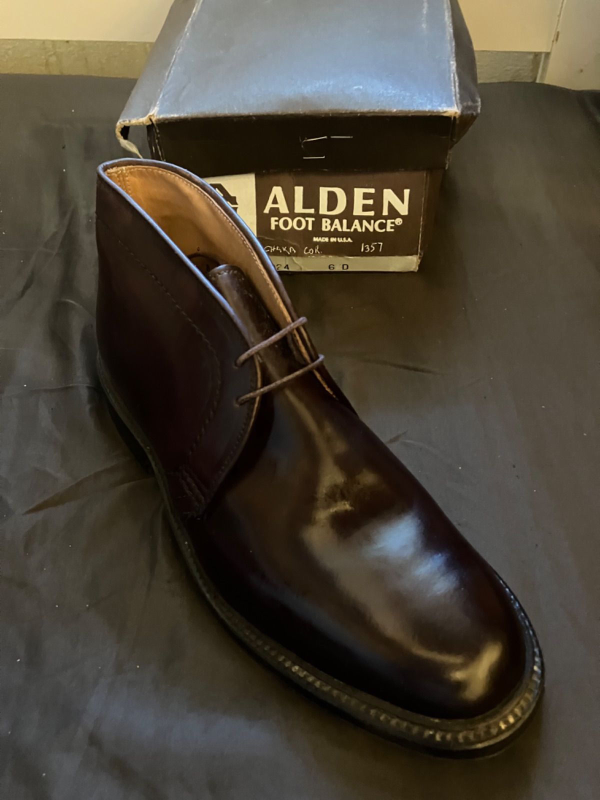 Alden 1340 チャッカブーツ バリー 6D 24.5 - ドレス/ビジネス