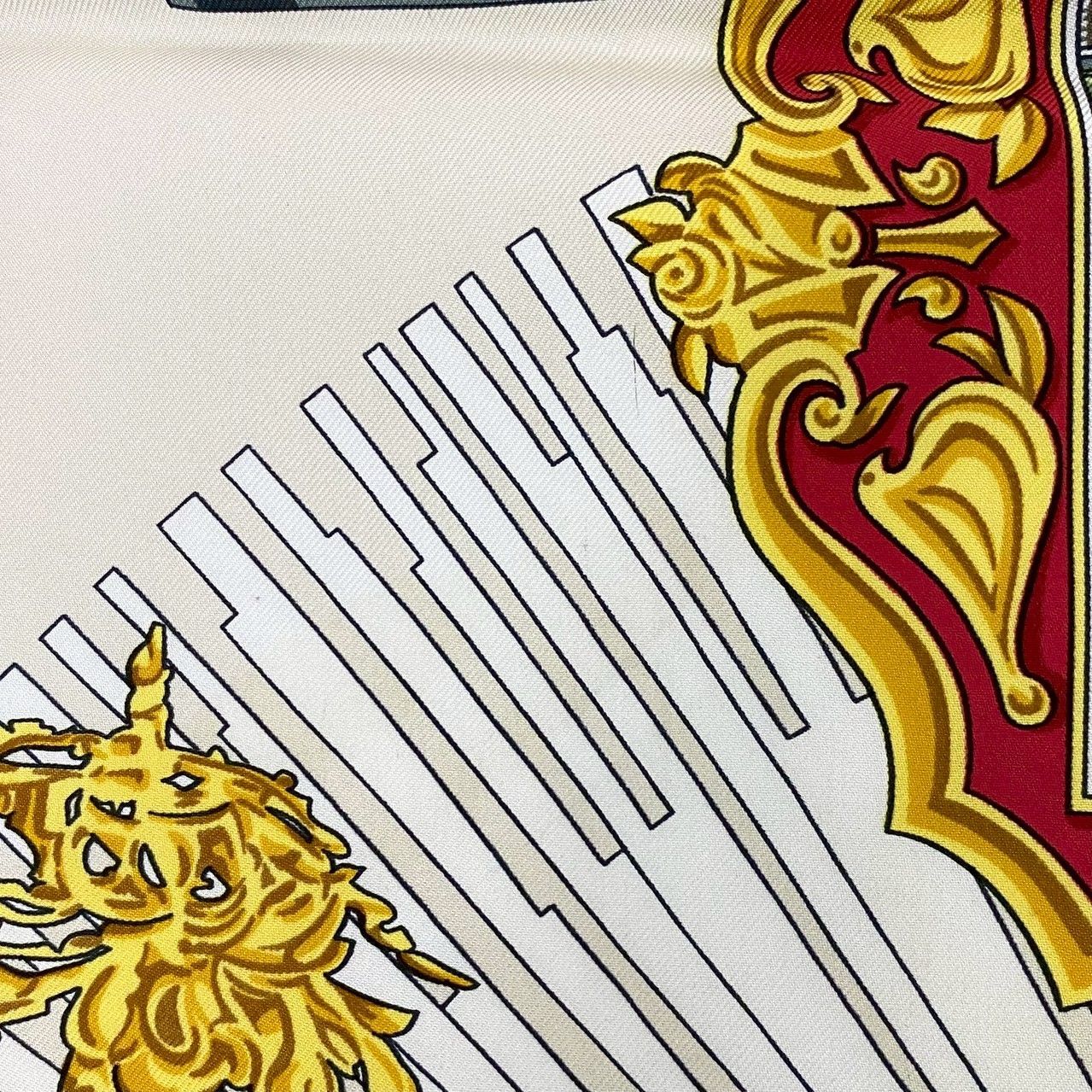 エルメス スカーフ SANSSOUCY サンスーシ宮殿 エルメス カレ90 サンスーシ宮殿 スカーフ 買取致しました
