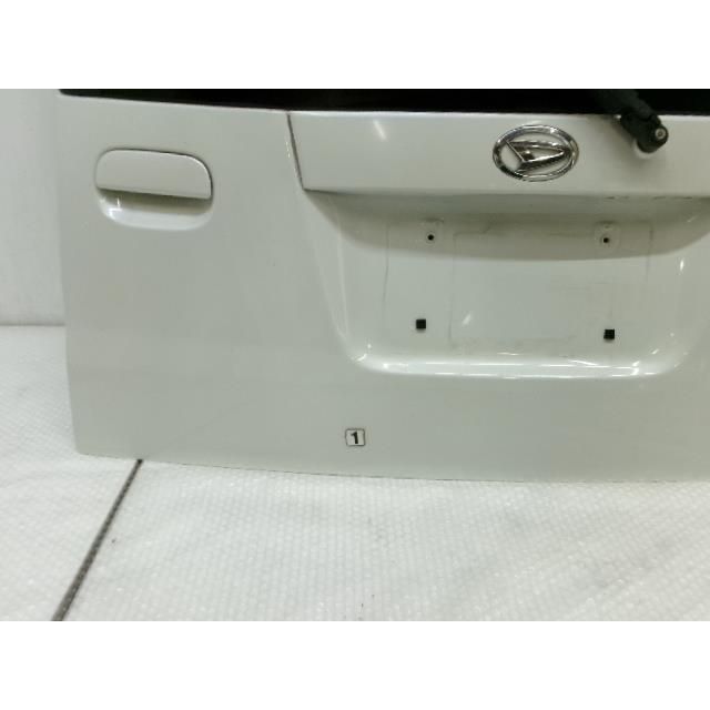 ムーヴ L175S リアゲート/バックドア S28 ムーヴ DBA-L175S バックドアASSY S28 67005-B2850 中古