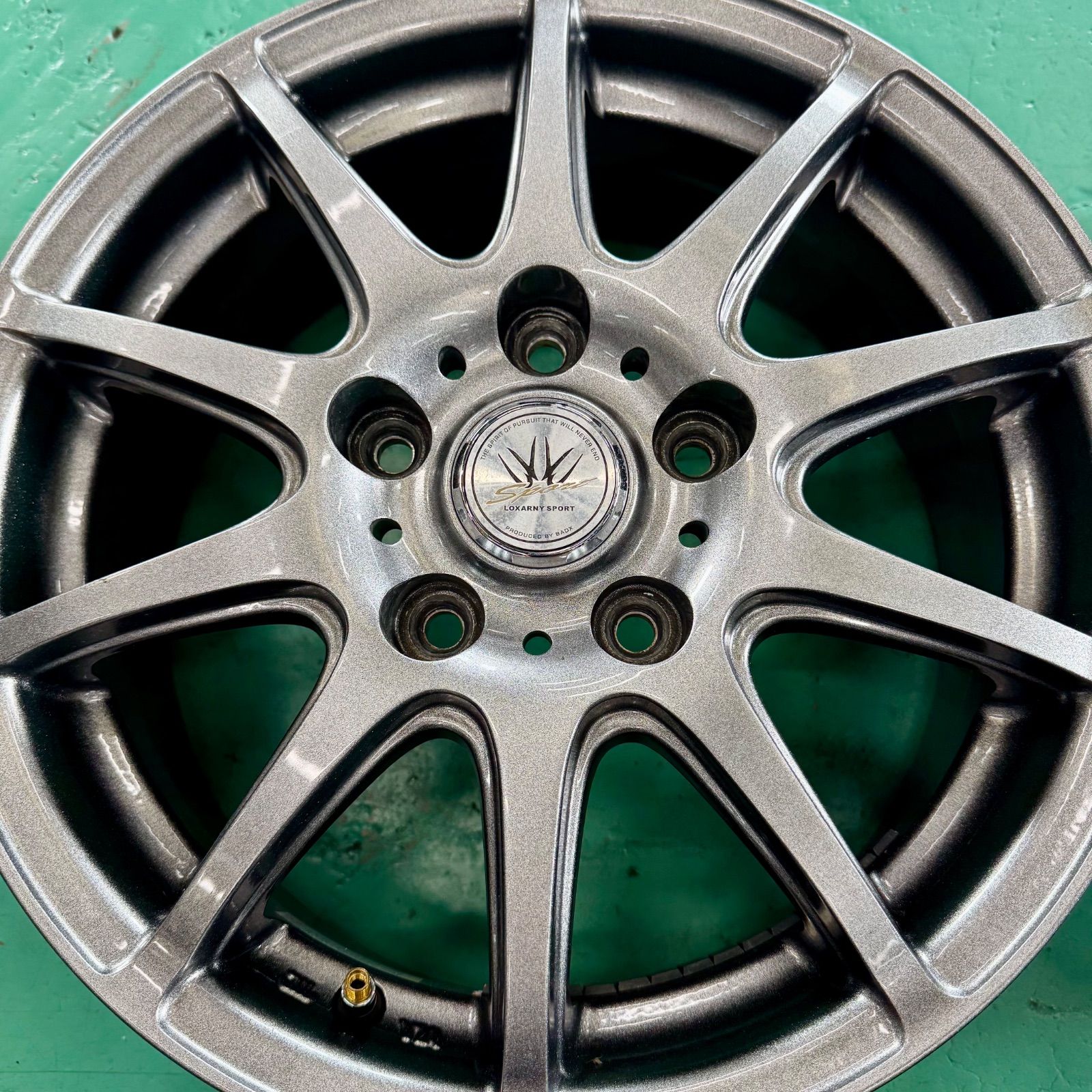 中古 BADX LOXARNY SPORT ロクサーニ スポーツ 15インチ アルミ