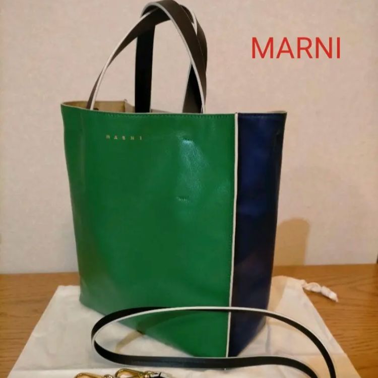 【美品】MARNI museo soft グリーン×ブルー 美品】MARNI museo soft グリーン×ブルー - メルカリ