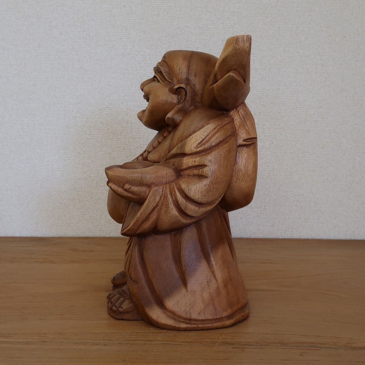 布袋尊(木彫り) とても美しい 布袋様大人気ですね✨ レリーフver. ご注文いただきました
