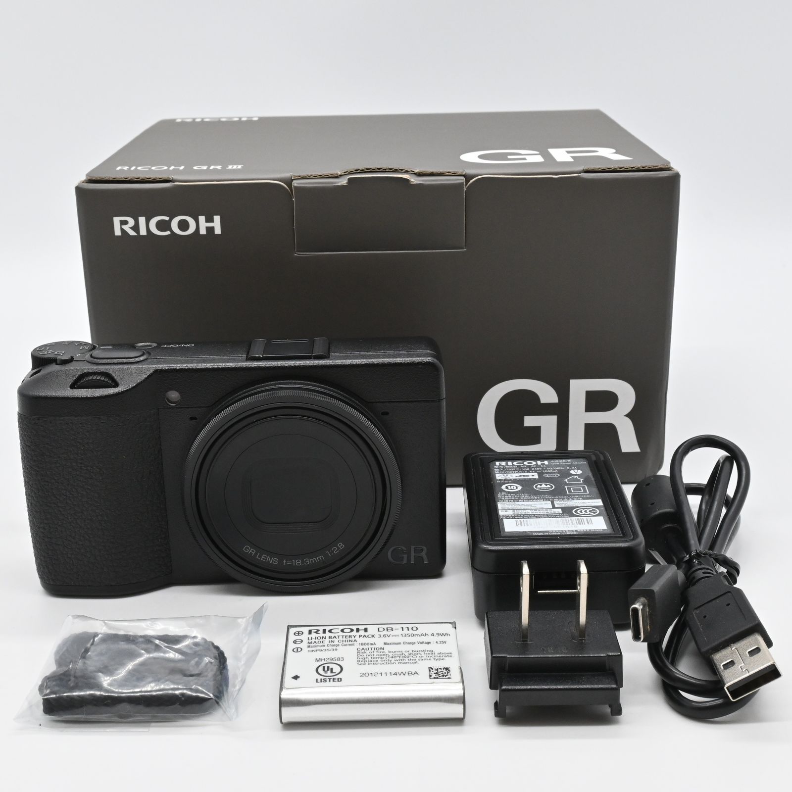 【美品】RICOH GR IIIx 元箱・付属品 ショット数386回 美品】RICOH GR IIIx 元箱・付属品 ショット数386回 - メルカリ