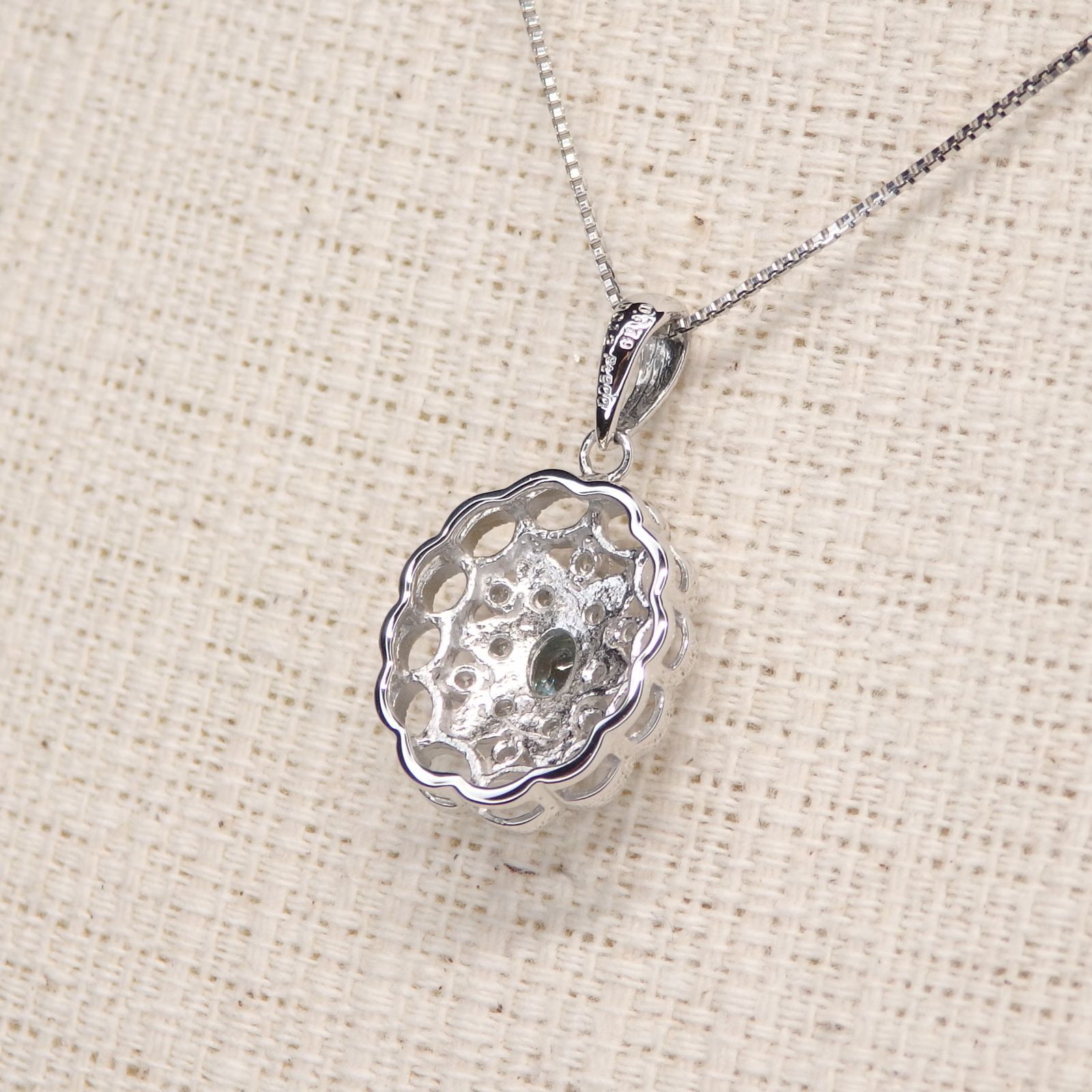 アレキサンドライト ペンダントTOP Z5133 0.179ct プラチナPt オーバル小判 ソーティング付き WWW_MORNINGWALKER_COM