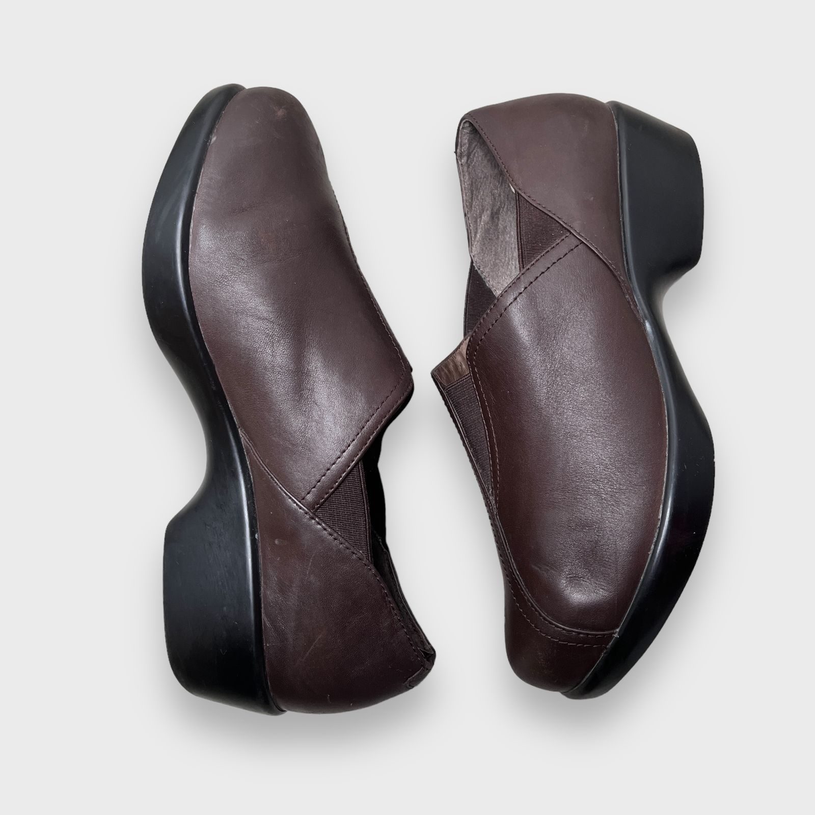 ダンスコ ブラウン 極美品！dansko ダンスコ ブラウンレザーストラップ