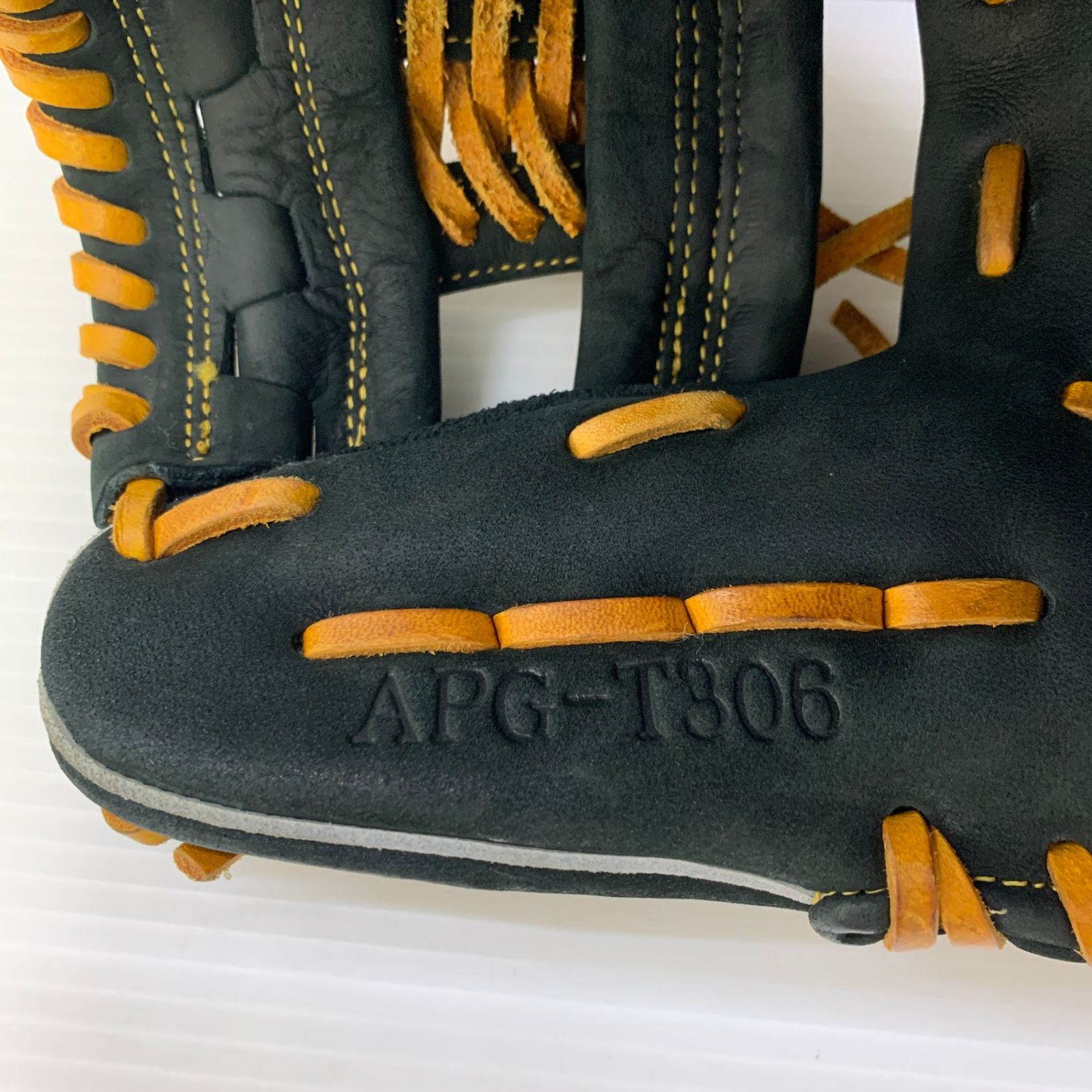 HI-GOLD - ハイゴールド  一般 軟式 内野手用 グローブ 品番：APG-6716 Amazon | 野球 ハイゴールド 軟式グローブ グラブ 己極 SRダーク