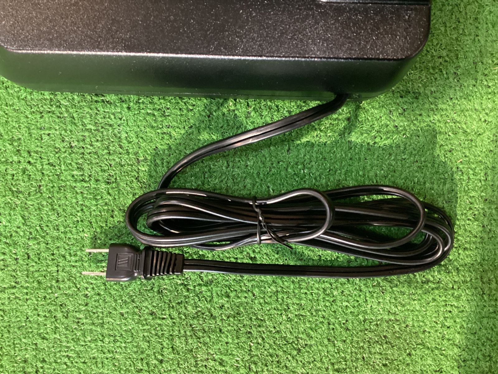 V用 急速充電器