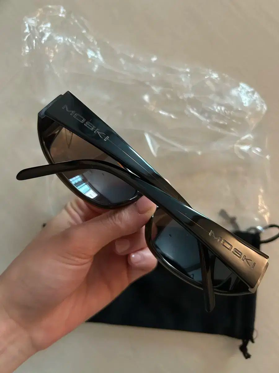 モスキー サングラス