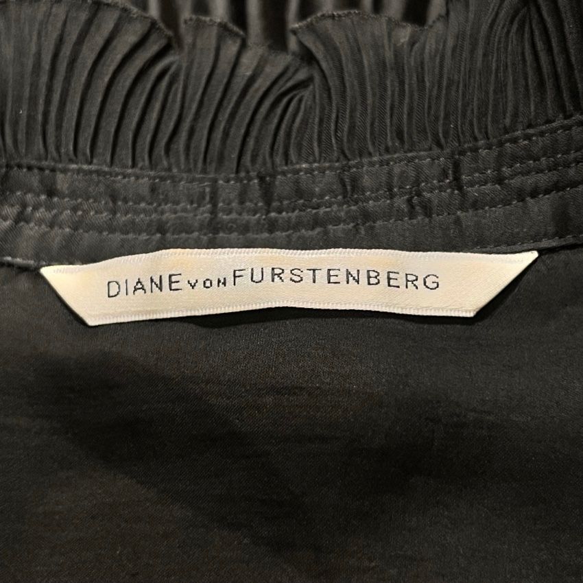 DIANE VON FURSTENBERG ダイアンフォンファステンバーグ DVF プリーツ フリル Vネック ワンピース ドレス size 2 ブラック