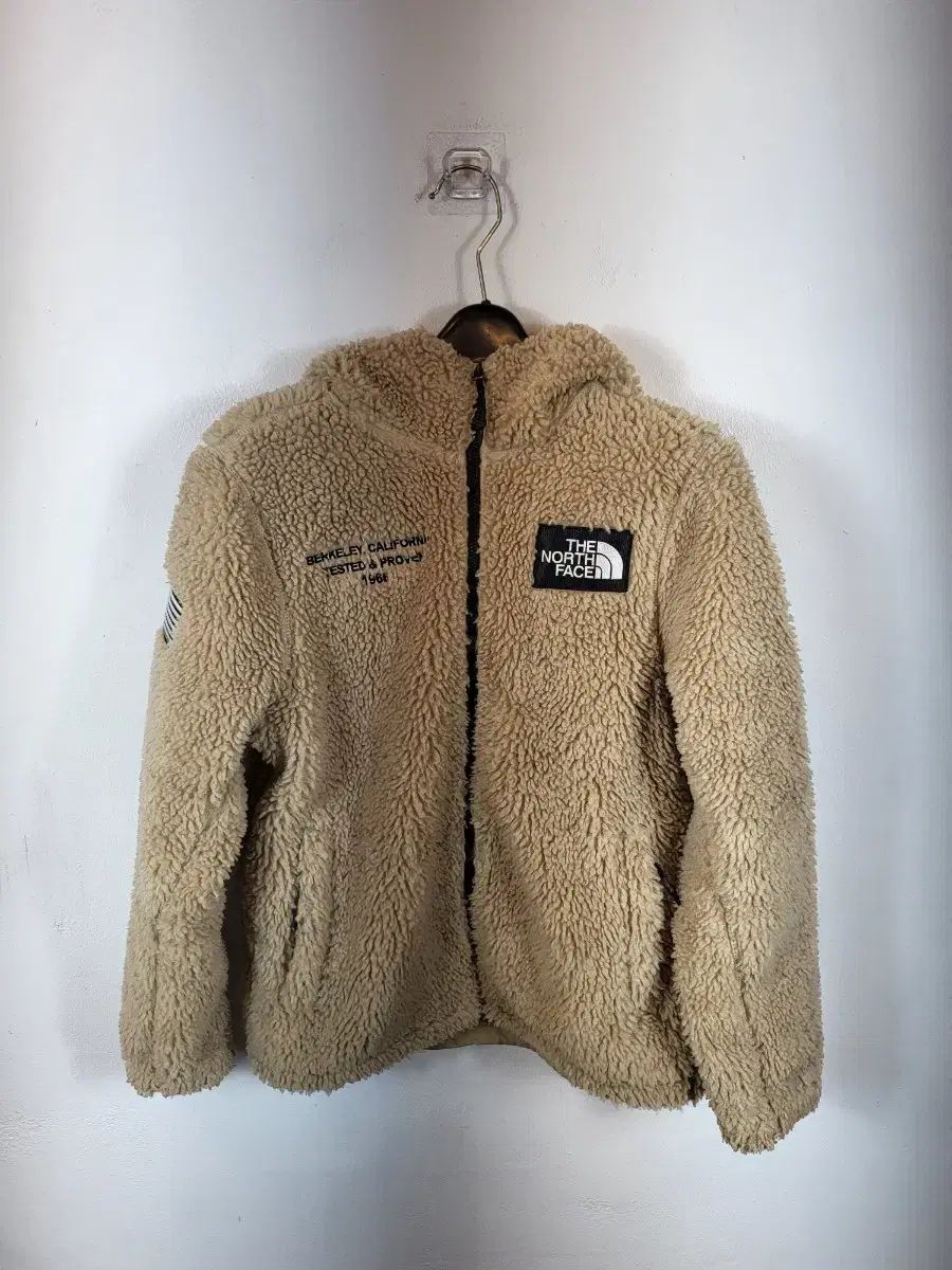 キッズ THE NORTH FACE ザノースフェイス フードボア フリース ベージュ ブラウン 150