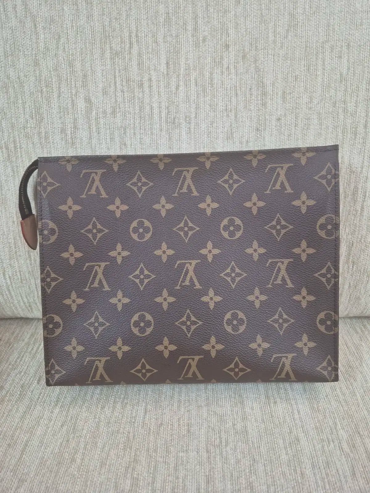 クラッチバッグ