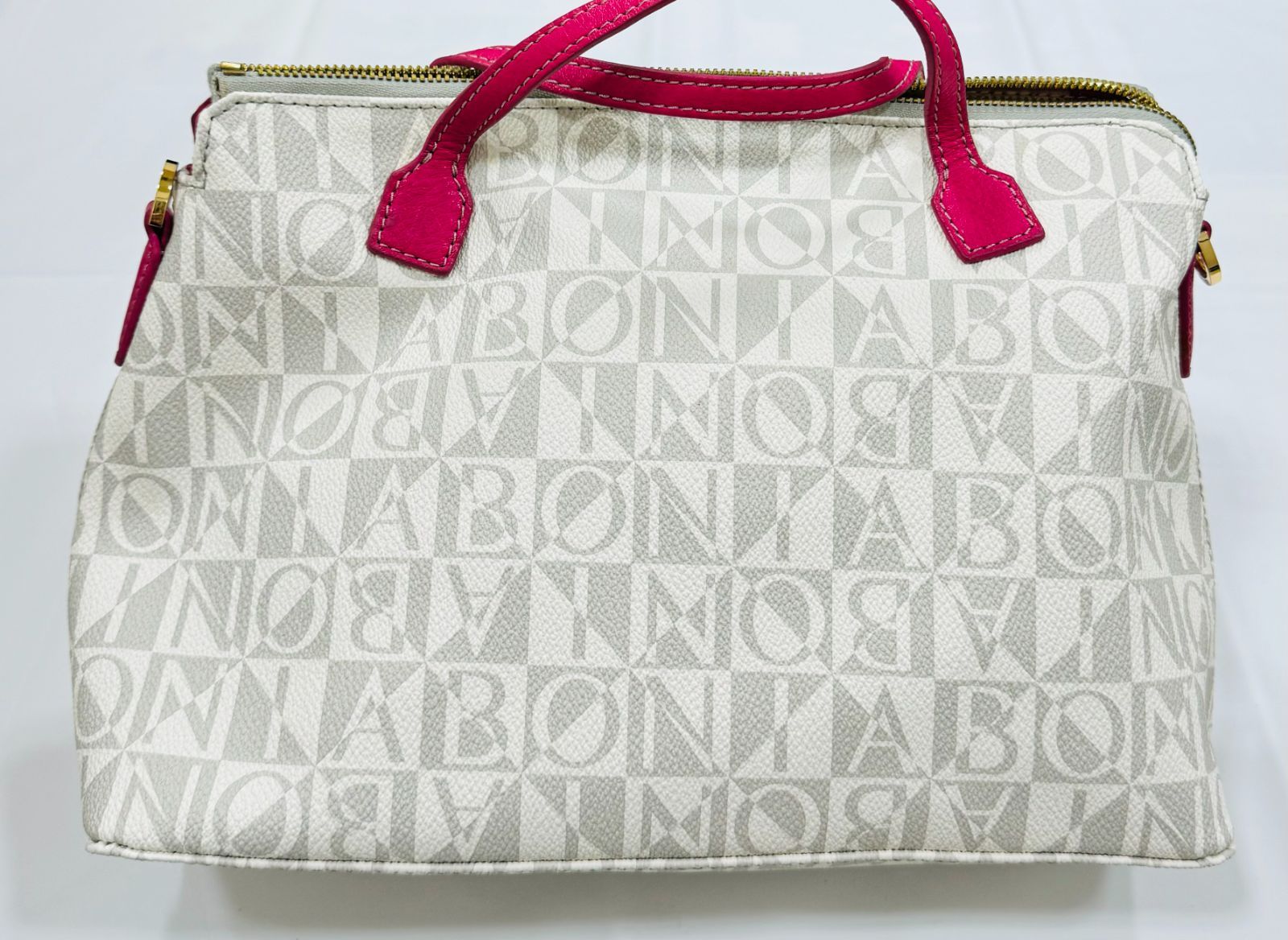 BONIA ボニア ロゴ入り 白 グレー ハンドバッグ ショルダーバッグ 