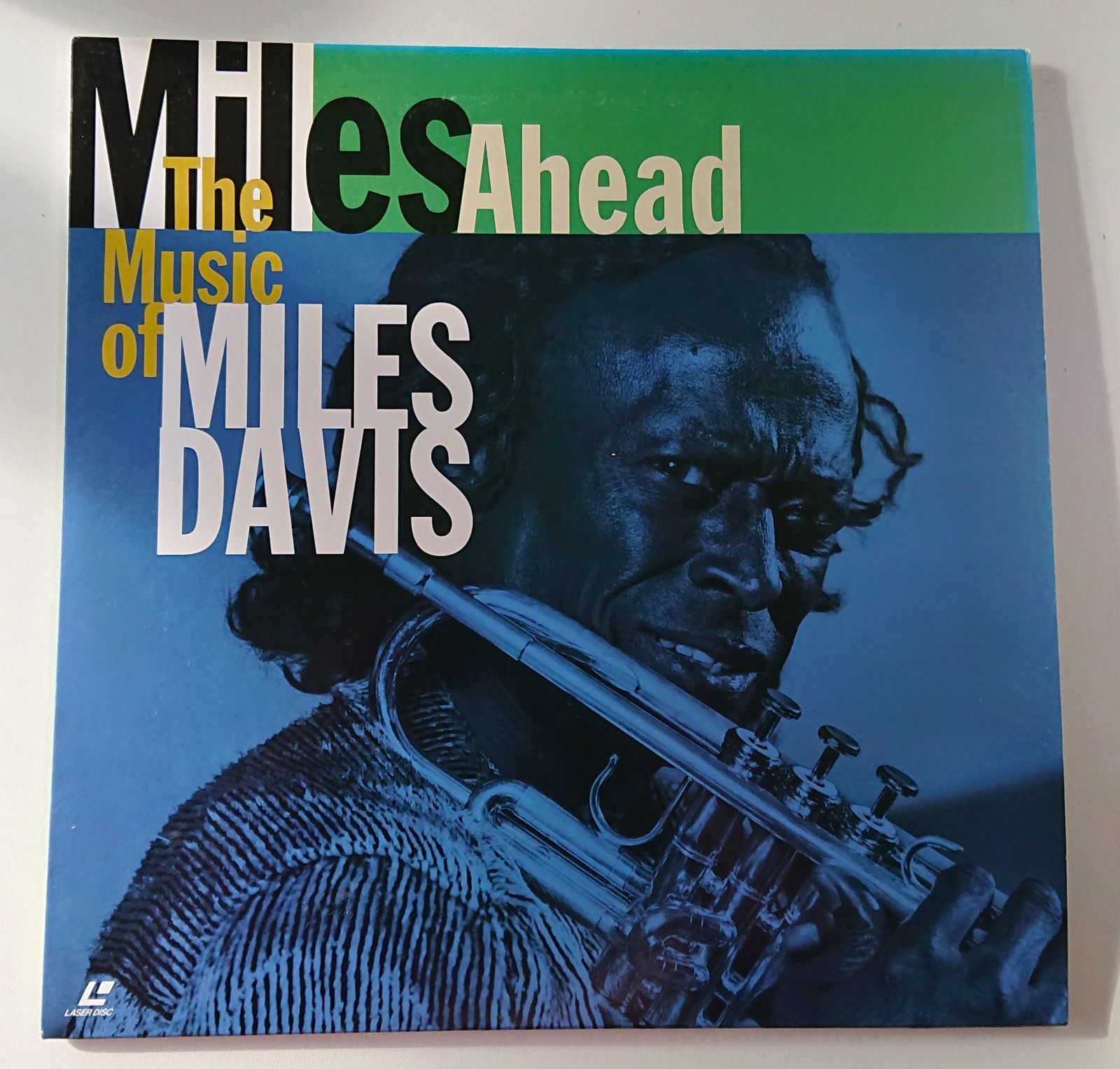 MILES AND MILES　レーザーディスク 標高4000m超の頂きを目指す世界で2番目に古いレース！日本人3