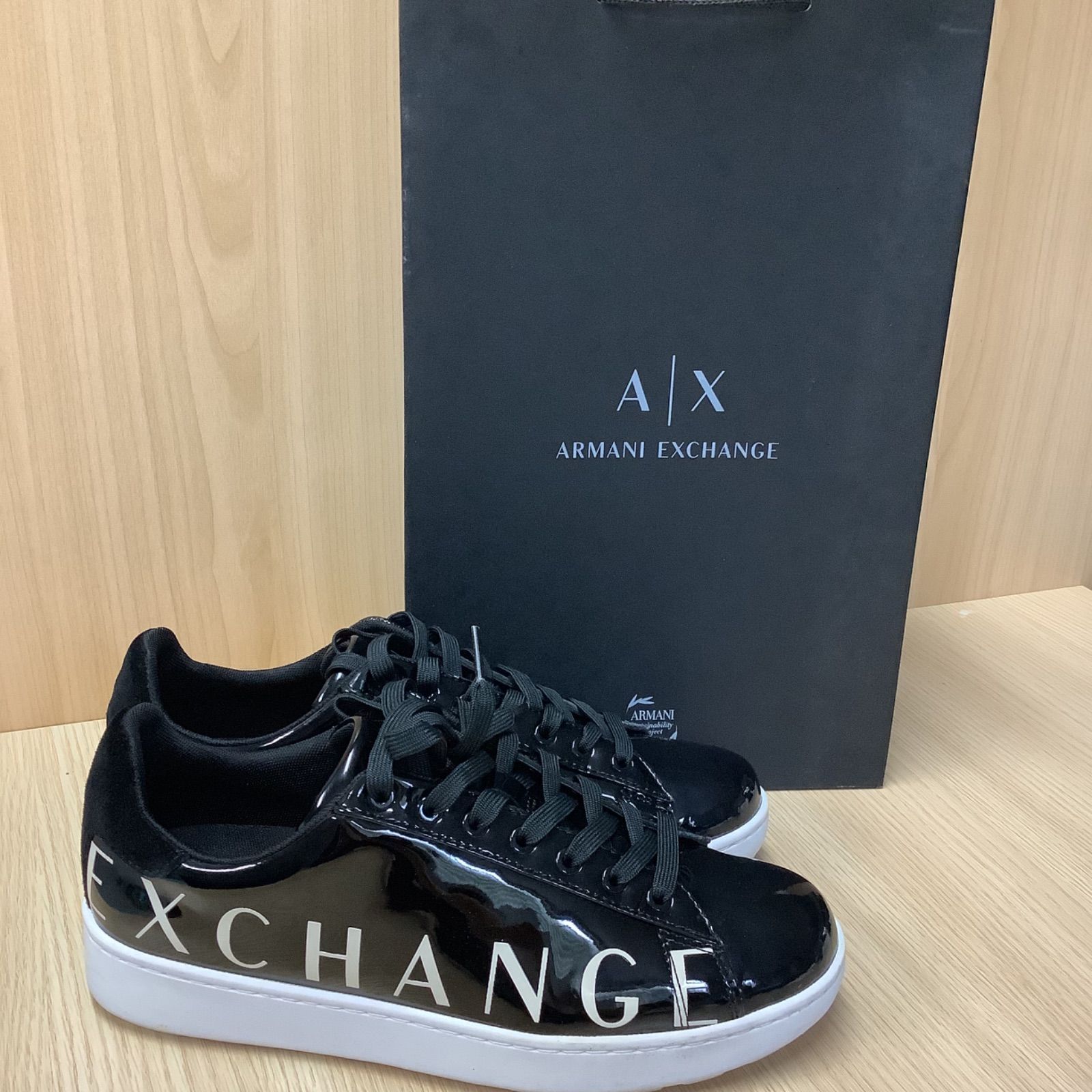 ARMANI EXCHANGE ロゴ レース アップ スニーカー エナメル 黒 - メルカリ