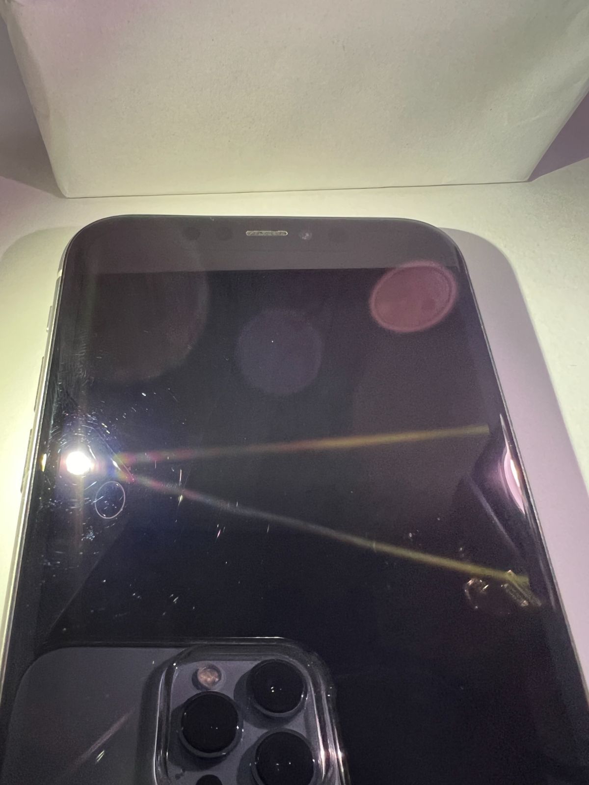 中古品・A品】iPhone 11 128GB ホワイト バッテリー最大容量100