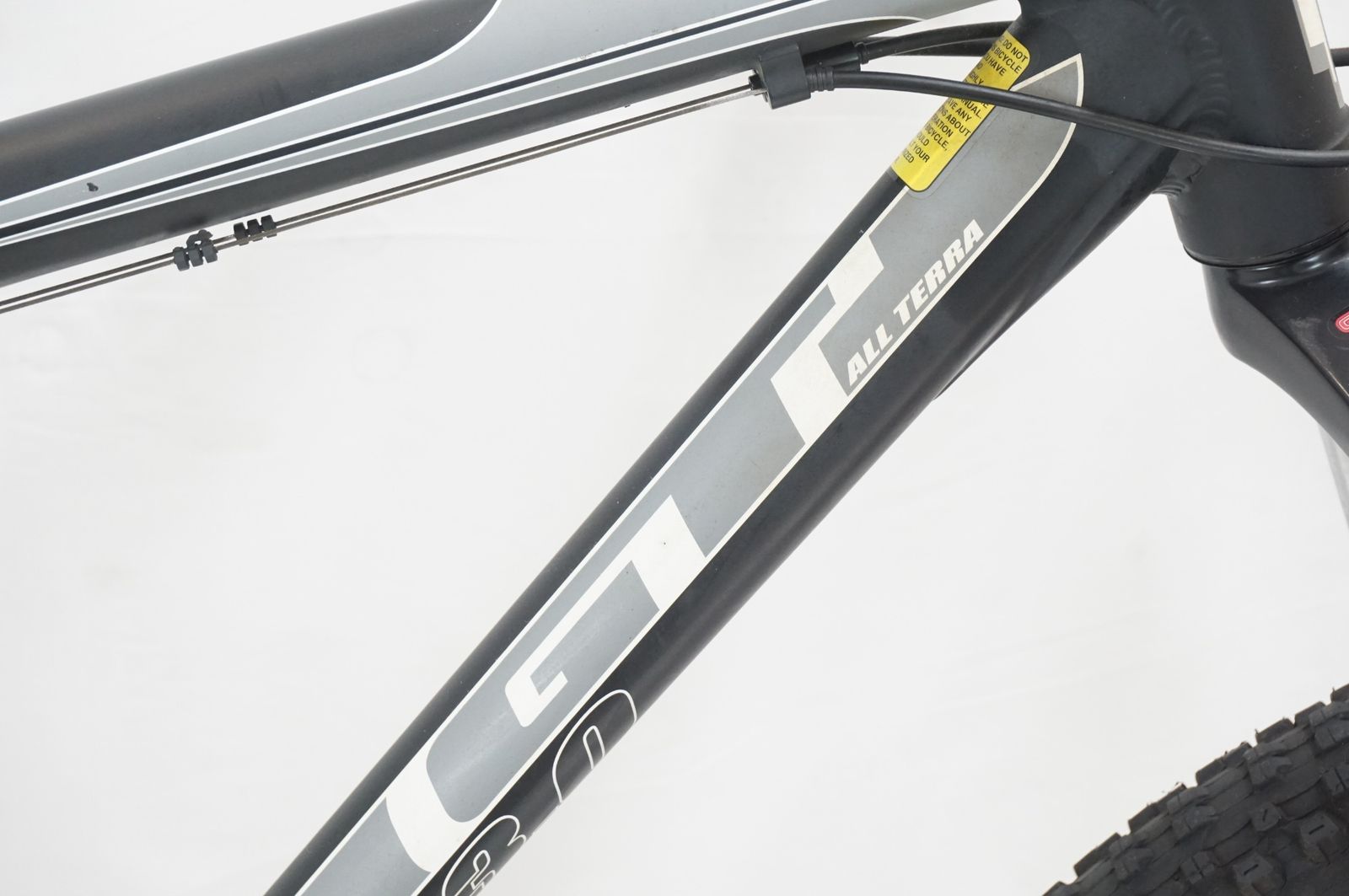GT 「ジーティー」 AVALANCHE 3.0 2009年モデル マウンテンバイク 