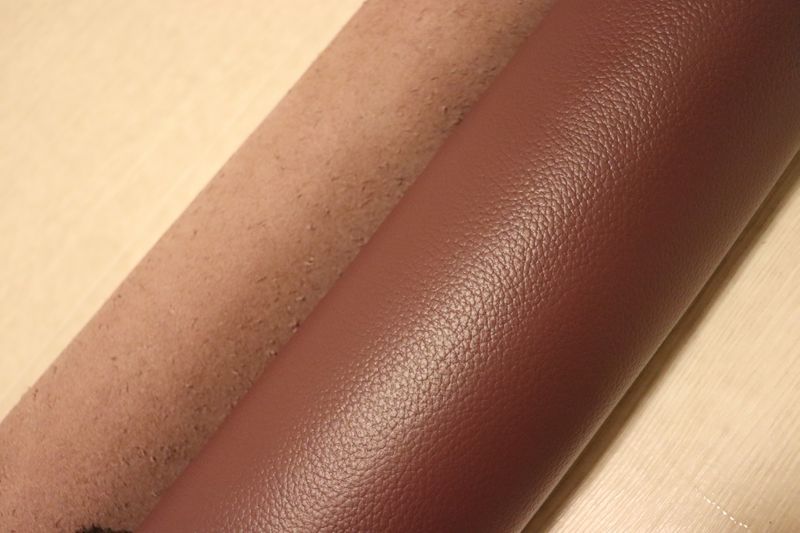 パープル系 230ds クロム革 牛革 国産 レザー 顔料仕上げ はぎれ 一枚革 レザークラフト 革 皮 本革 diy 生地 材料