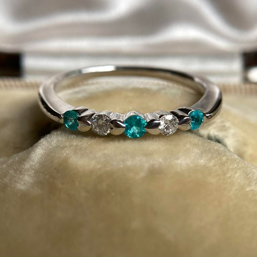 k18WG ネオンブルー パライバトルマリン 銅2.6％ ハートモチーフ留め