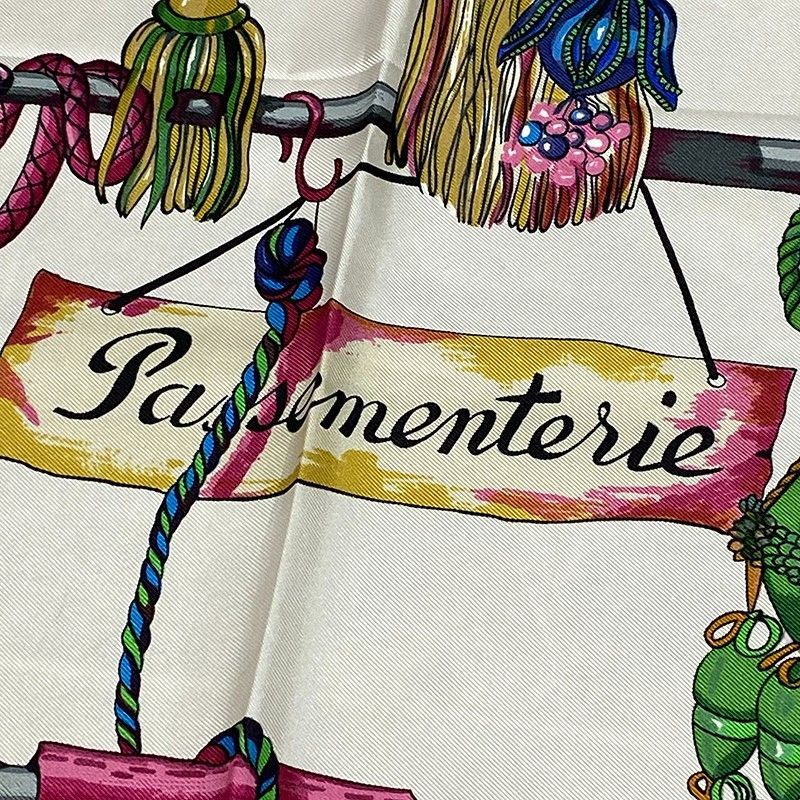 エルメススカーフ カレ90/柄名: パスマントリー 4c77877660c41f993ab8cfda55dec7