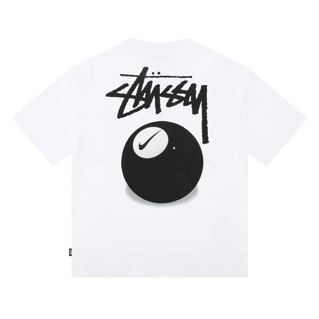 新品 Stussy x Nikeステューシー 8ボール Tシャツ ホワイト 男女兼用 