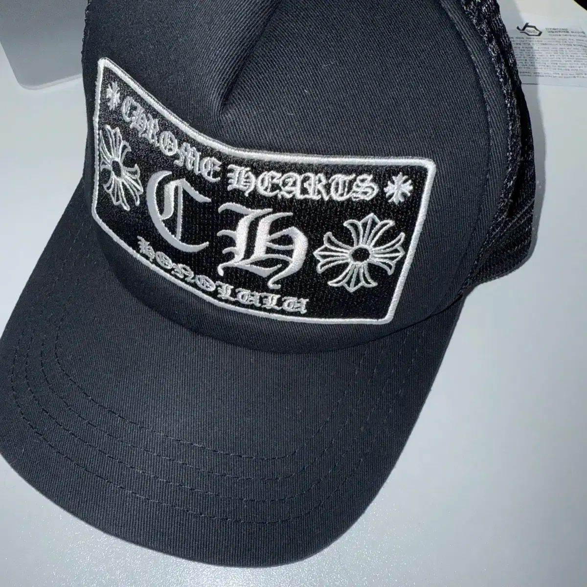 クロムハーツ トラッカーボールキャップ