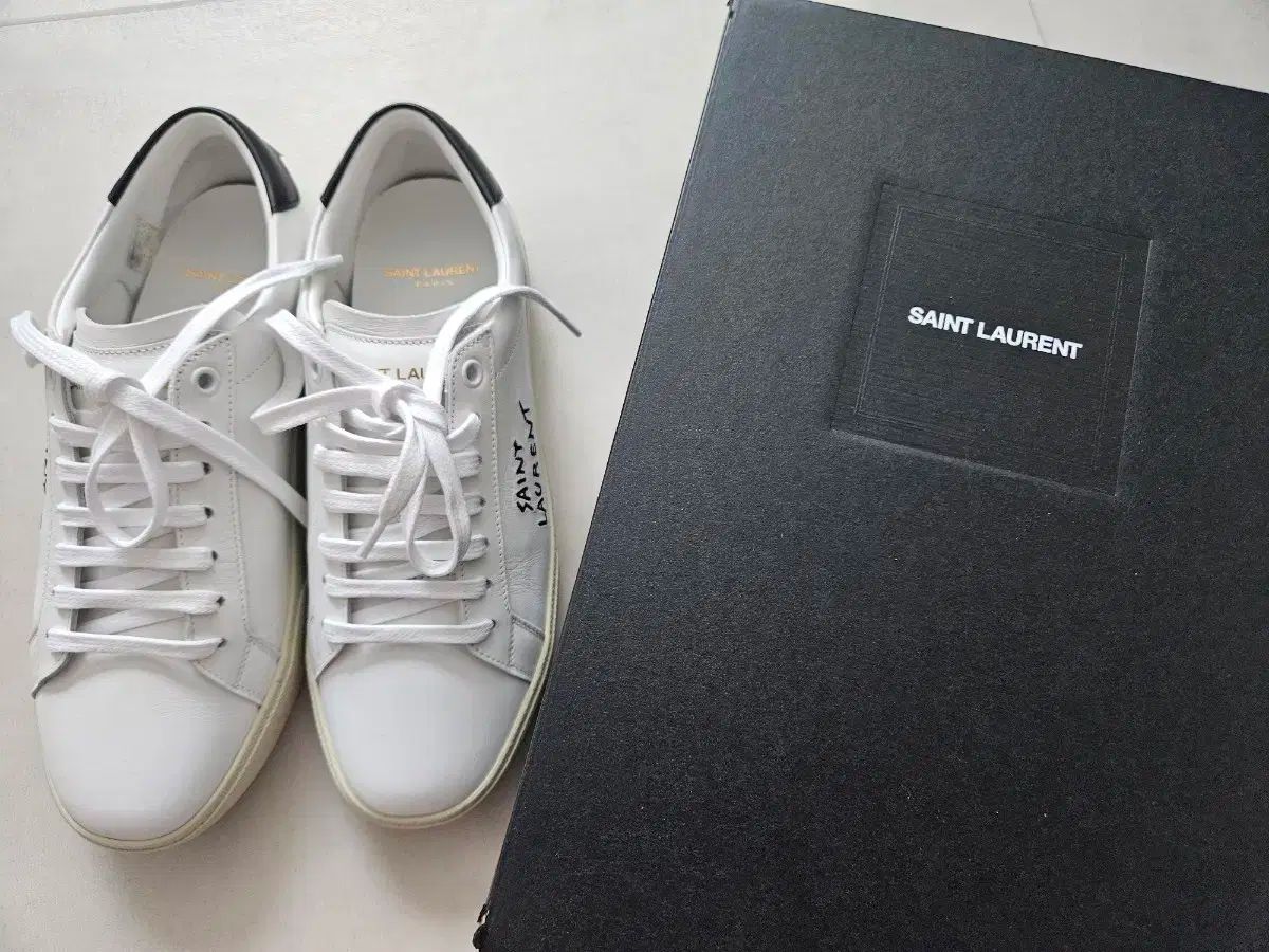 Saint laurent レディーススニーカー