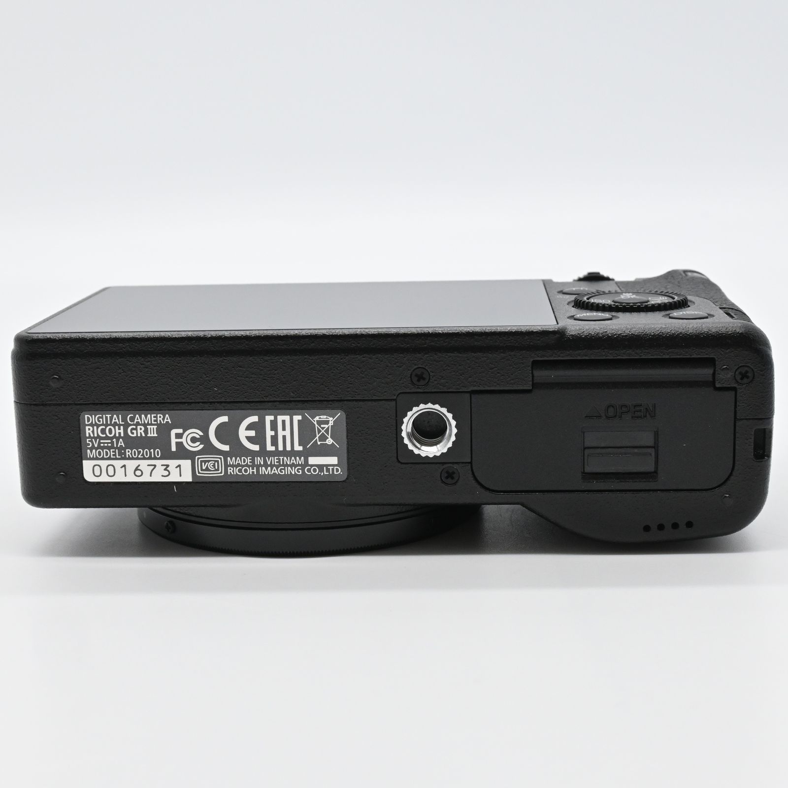 【美品】 価格相談 RICOH GR Ⅲ ショット数754枚 美品】 価格相談 RICOH GR Ⅲ ショット数754枚 - メルカリ