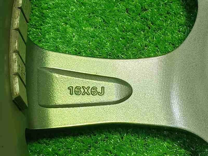 社外 レーヴェン