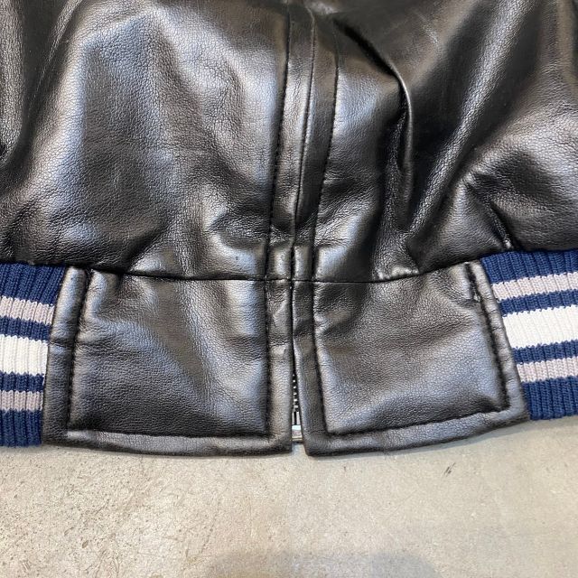 オールレザースタジャン