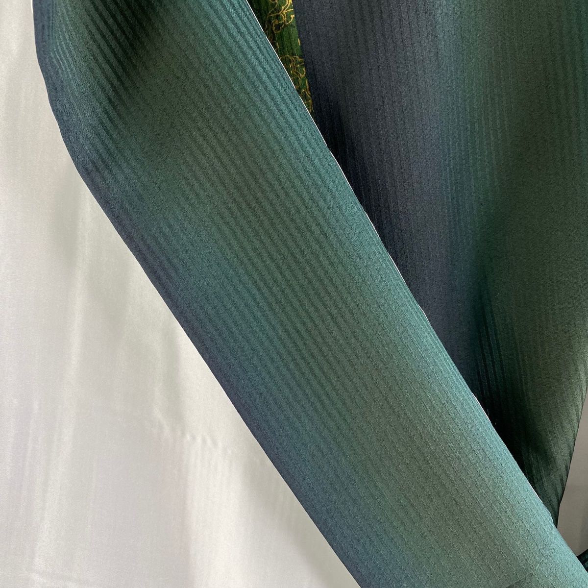 小紋 身丈158cm 裄丈68cm L 袷 前田仁仙 落款 連珠文 華文 金彩 深緑  