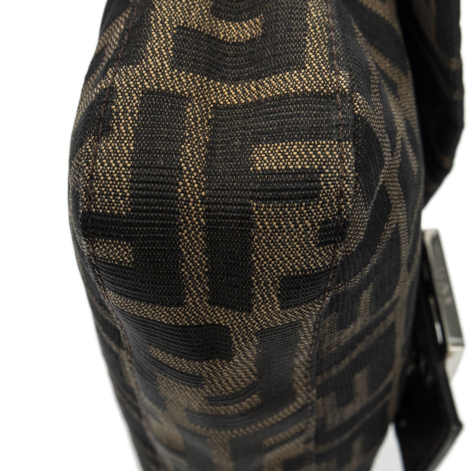 フェンディバゲットブラウン