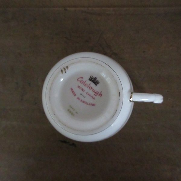 Colclough イギリスアンティーク ケーキプレー ティーカップ トリオ Colclough イギリスアンティーク ケーキプレート ティーカップ