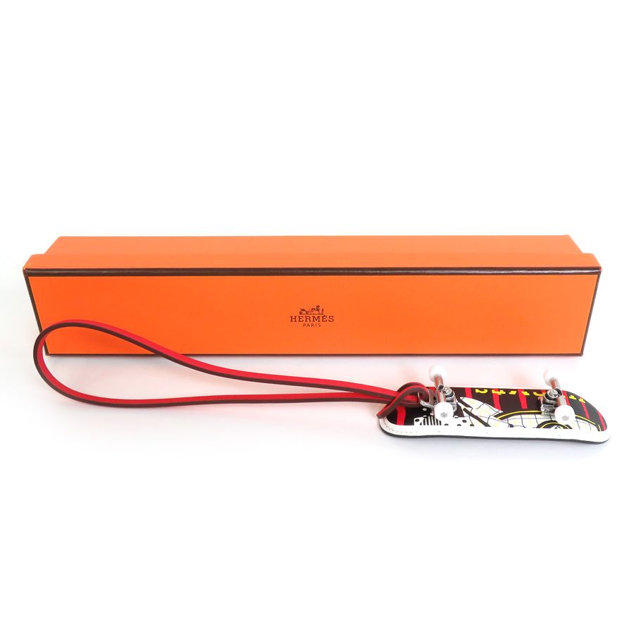 エルメス HERMES チャーム フィンガースケートボード uag 指スケ