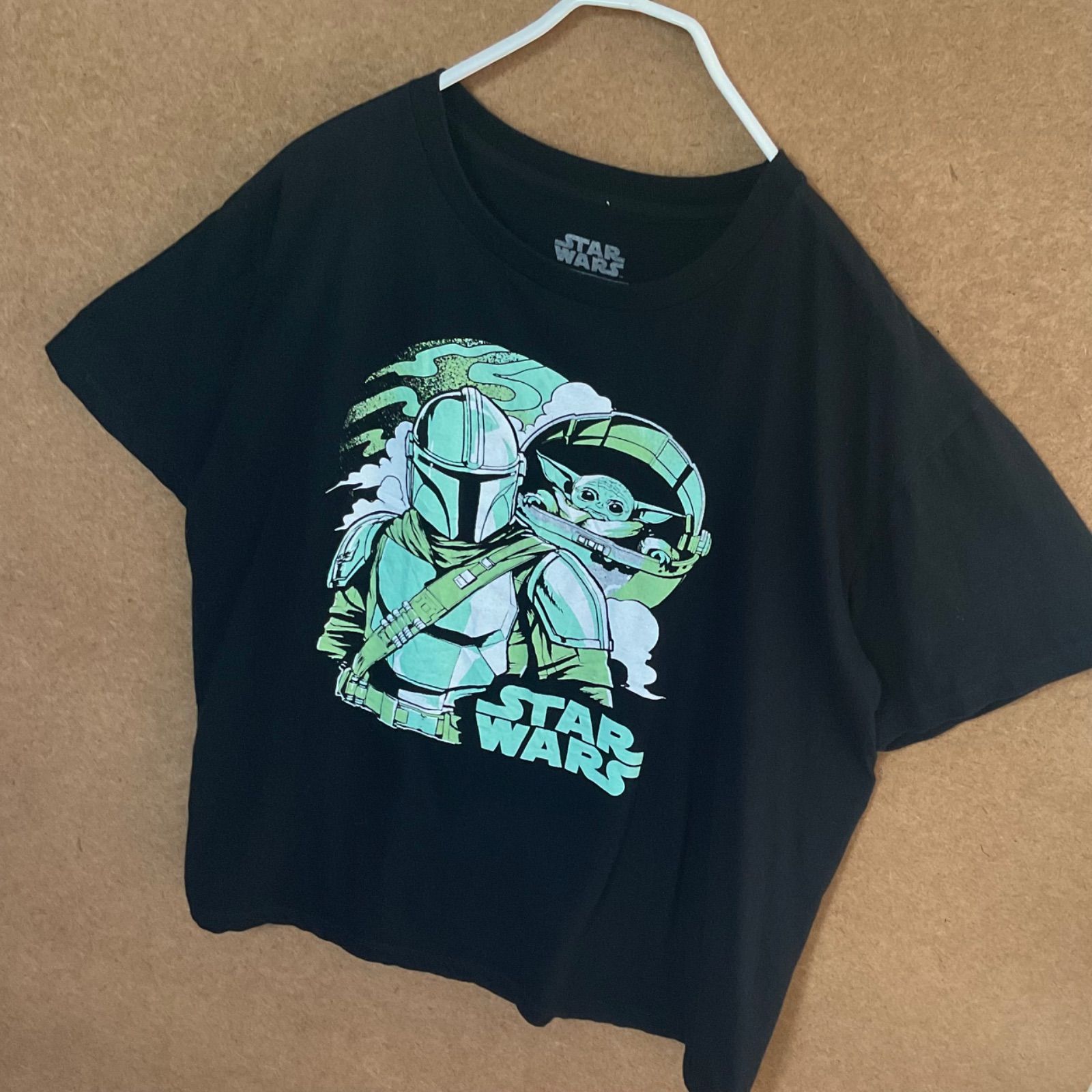 USA輸入古着 スター・ウォーズ マンダロリアンThe Mandalorian ボバフェット ベビーヨーダ　半袖Tシャツ 黒XL