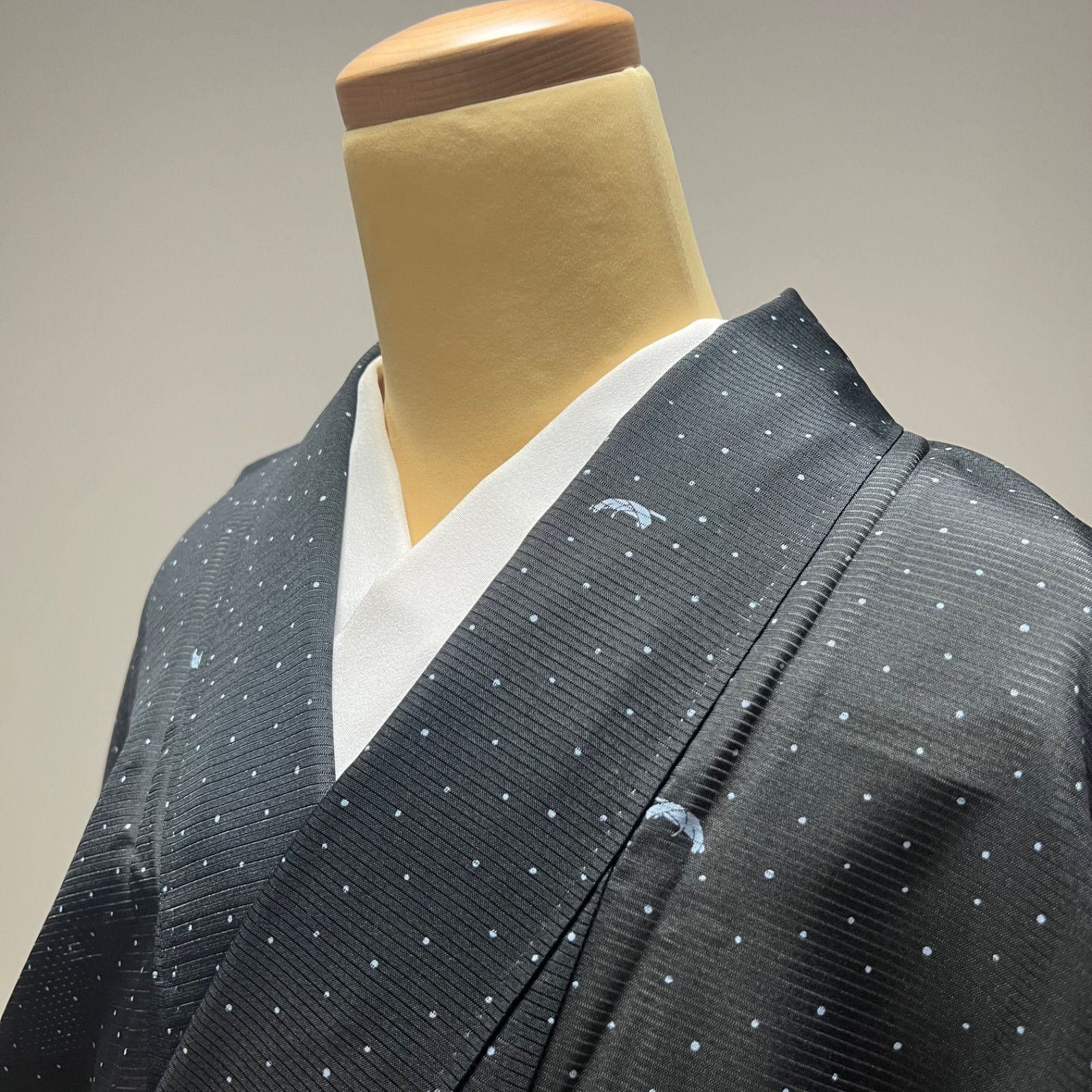 [美品] 洗える　夏着物　小紋　黒　笹　薄物　夏物　高身長　居敷当て　大きめ 洗える 着物] 小紋 着物 袷 葉模様 黒 ブラック JMA-37 無地感