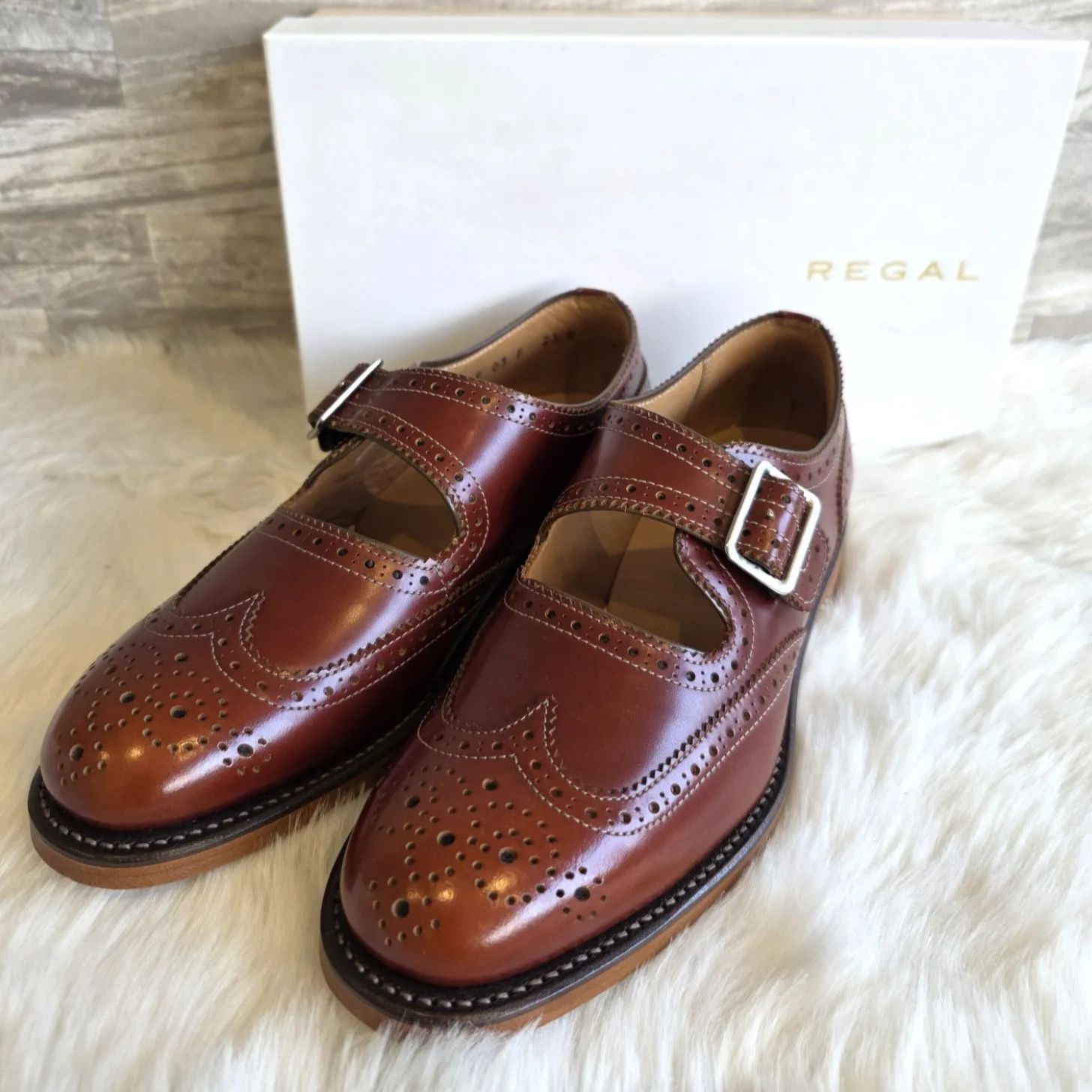 美品 REGAL リーガル 革靴 茶色 ダークブラウン メダリオン 26㎝ リーガル 革靴 ブラウン 26 5cm GORE-TEX｜Yahoo!フリマ（旧