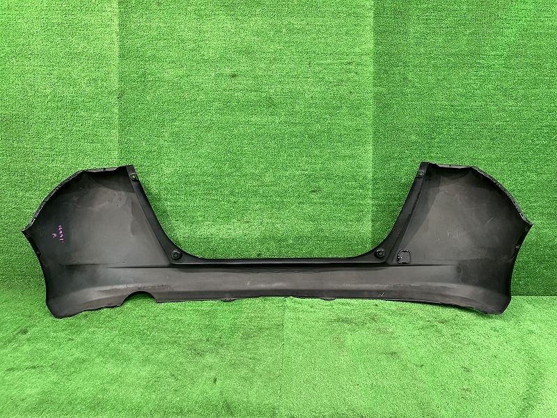 フリード GB4 リアバンパー・リヤバンパー G ジャストセレクション 4WD  