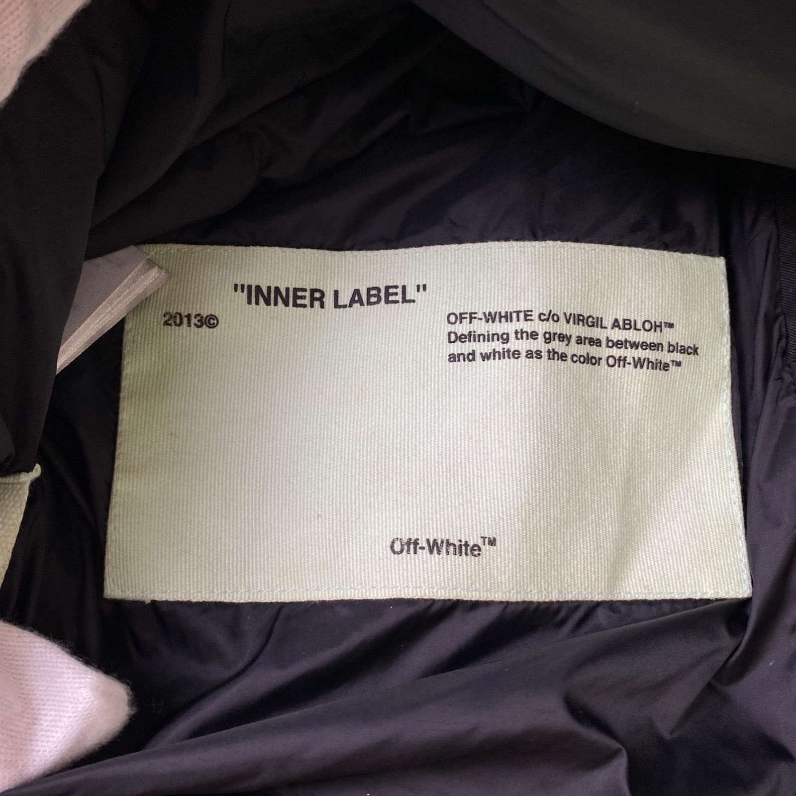 OFF-WHITE オフ ホワイト ダイアゴナルブラッシュダウンジャケット