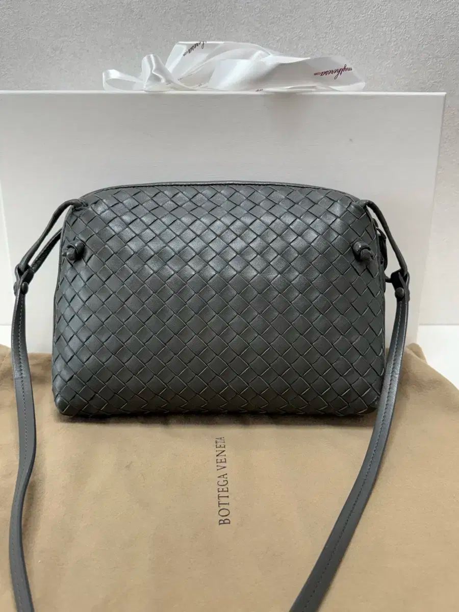 Bottega Veneta ボッテガヴェネタ ノディーニ クロスバッグ