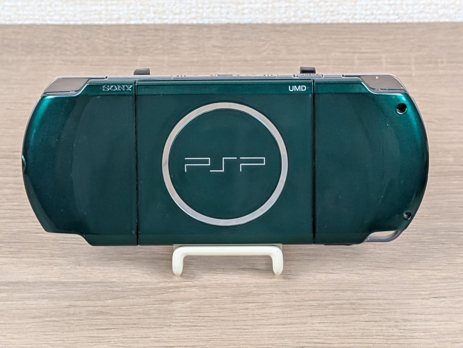 概ね美品】SONY PSP-3000 スピリティッドグリーン 外観良好 概ね美品】SONY PSP-3000 スピリティッドグリーン 外観良好
