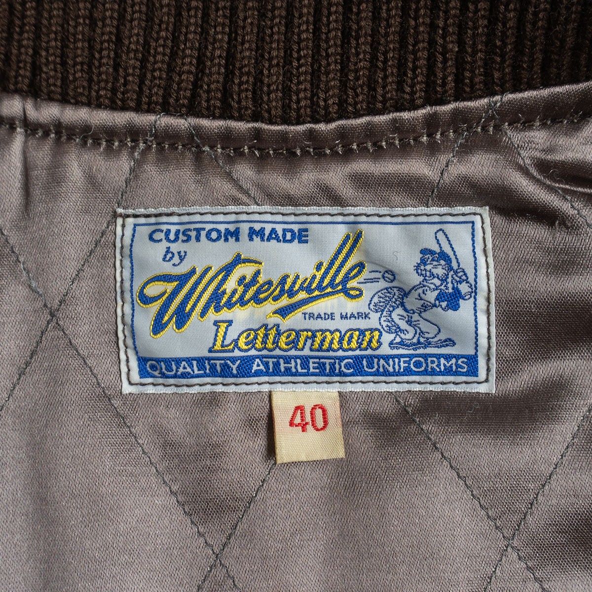 美品】WHITESVILLE【フルデコ レザースリーブ スタジャン】40