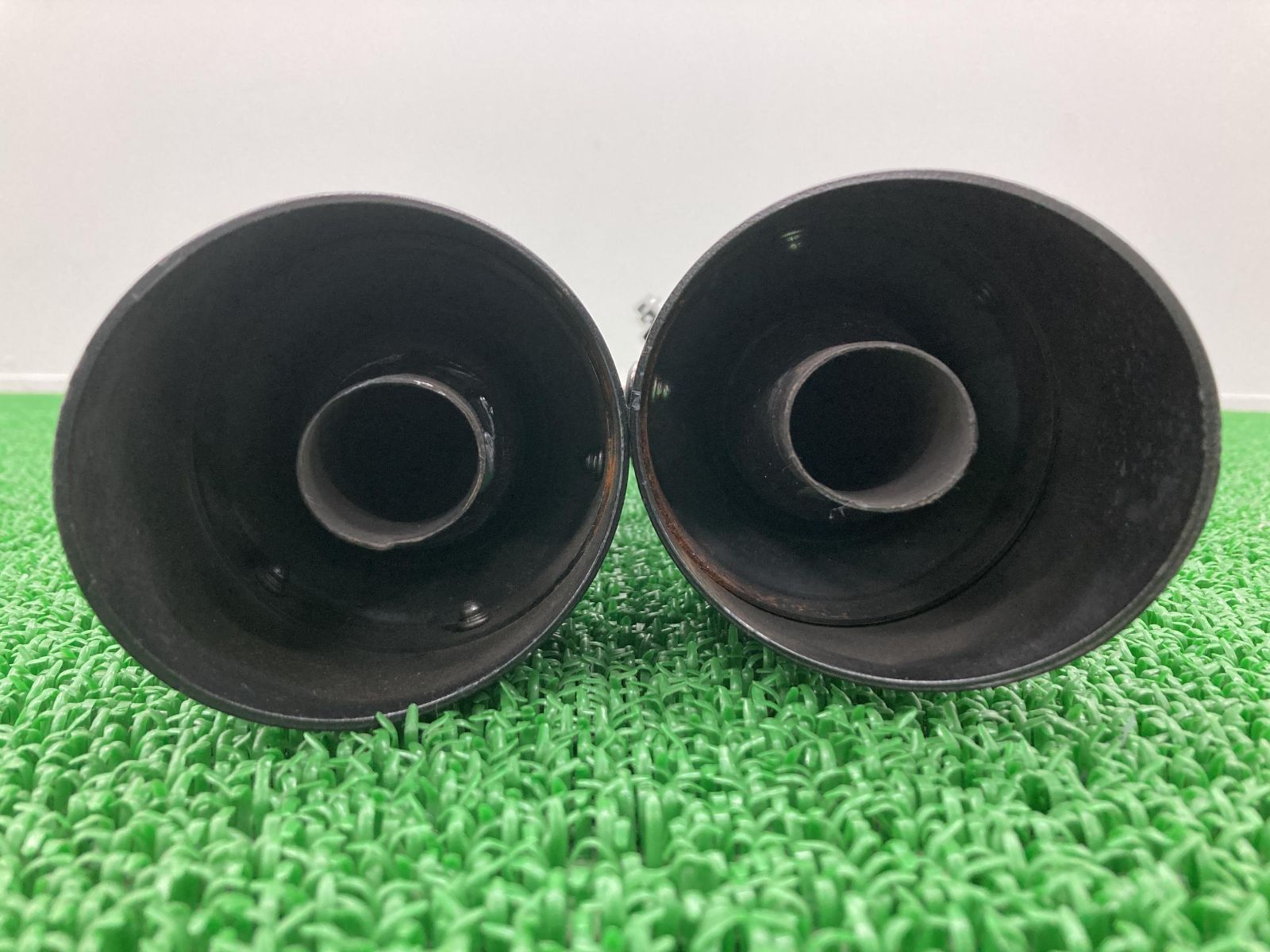 FLSS1800 サイレンサーマフラー 64900470/64900471 ハーレー 純正 中古