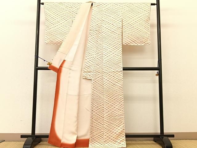 小紋　乱菊　菊尽くし　水玉地紋　着物　102tz 小紋 乱菊 菊尽くし 水玉地紋 着物 102tz 『江戸小紋』 菊尽くし